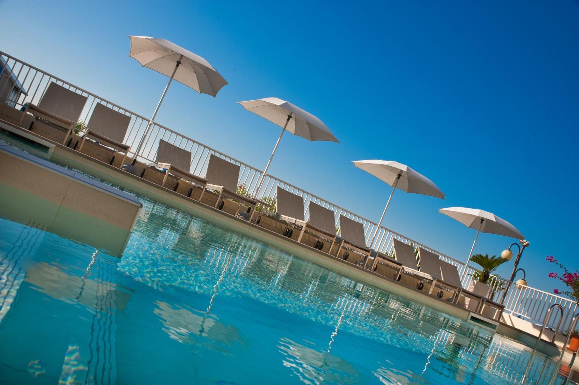 Hotel Canarie ليدو دي يسولو المظهر الخارجي الصورة