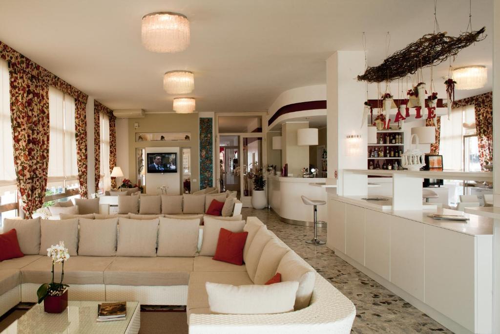 Hotel Canarie ليدو دي يسولو المظهر الخارجي الصورة