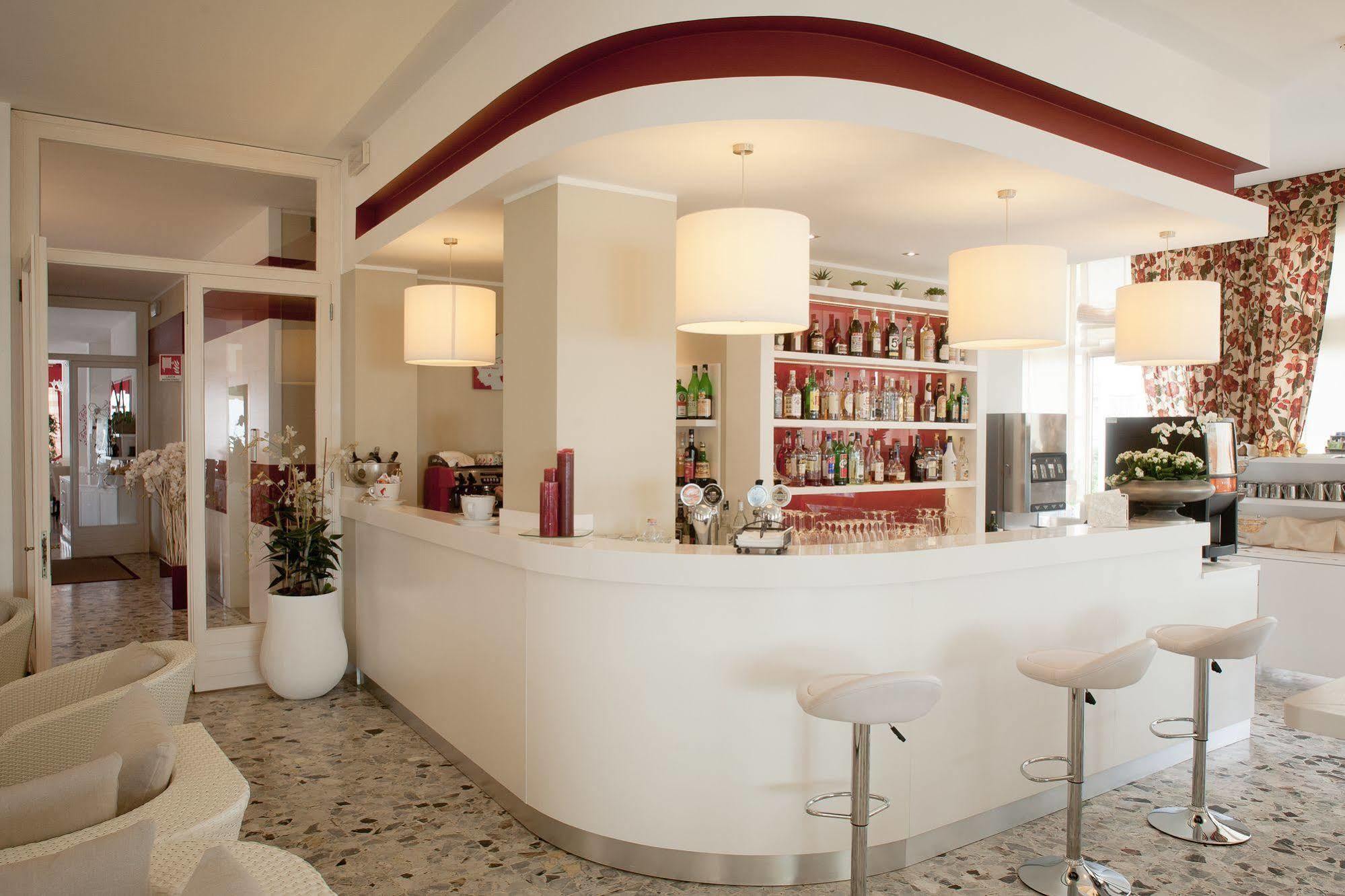 Hotel Canarie ليدو دي يسولو المظهر الخارجي الصورة